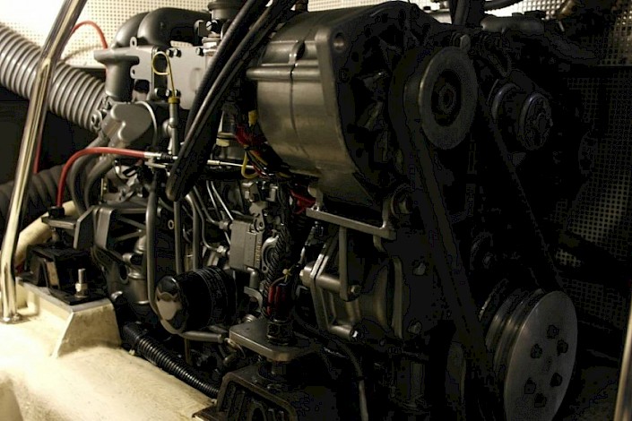 tms-marine-service-motor-service-010