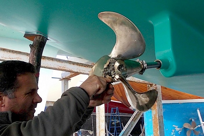 tms-marine-service-propeller-service-installation-002
