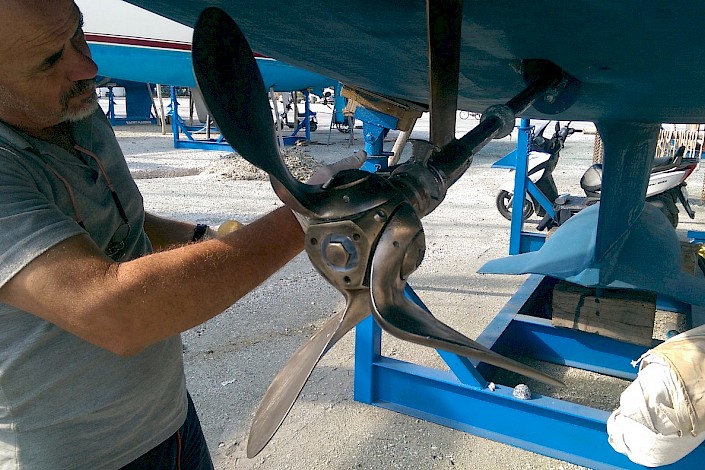 tms-marine-service-propeller-service-installation-007
