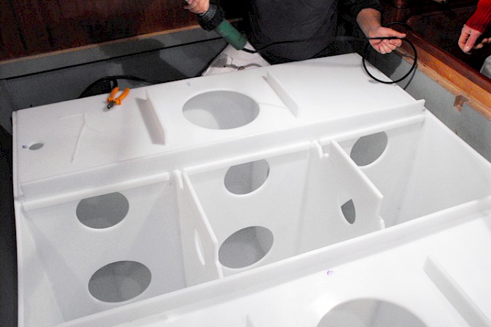 tms-marine-service-holding-tanks-004