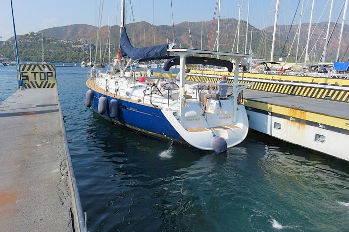 tms-marine-service-sy-paikea-mist-002